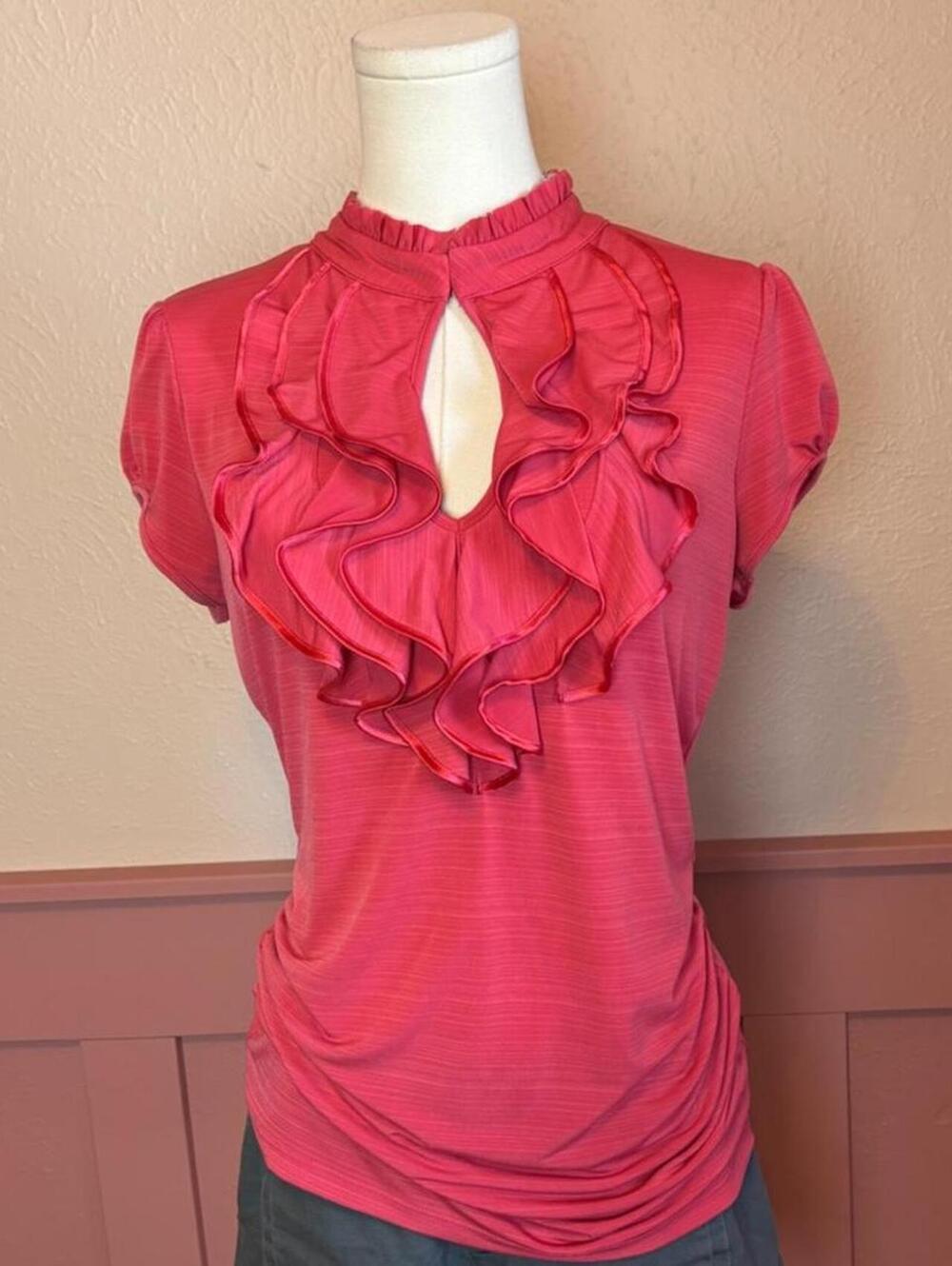 HeartSoul 2000s keyhole ruffle top pink sz large y2k